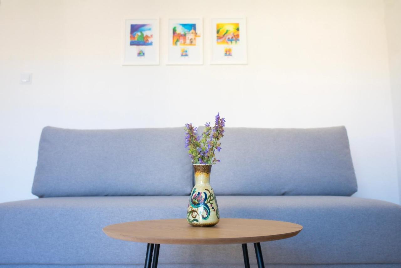Apartmani Nana Mija 파그 외부 사진