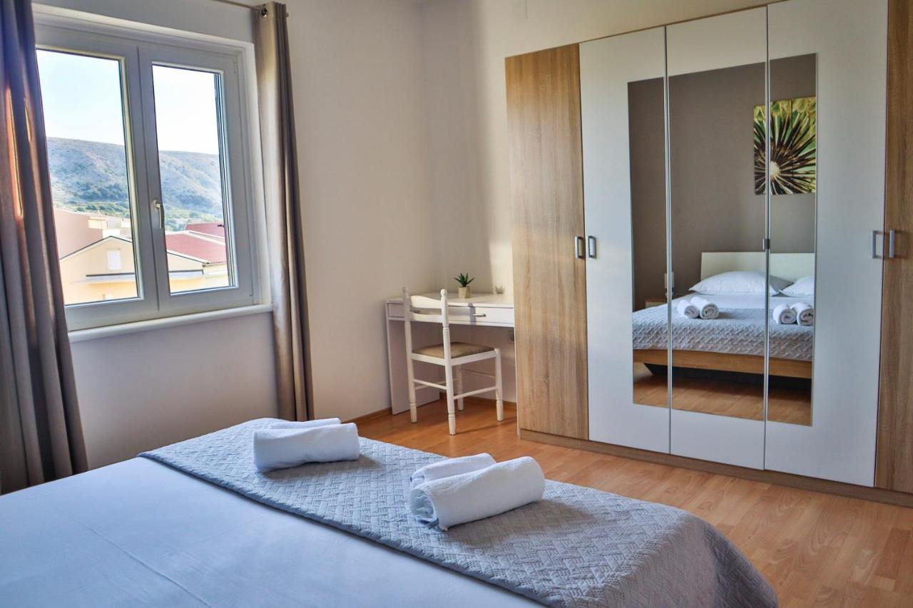 Apartmani Nana Mija 파그 외부 사진