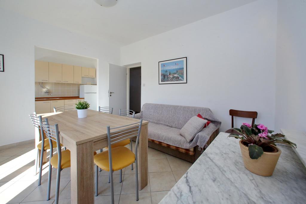 Apartmani Nana Mija 파그 외부 사진