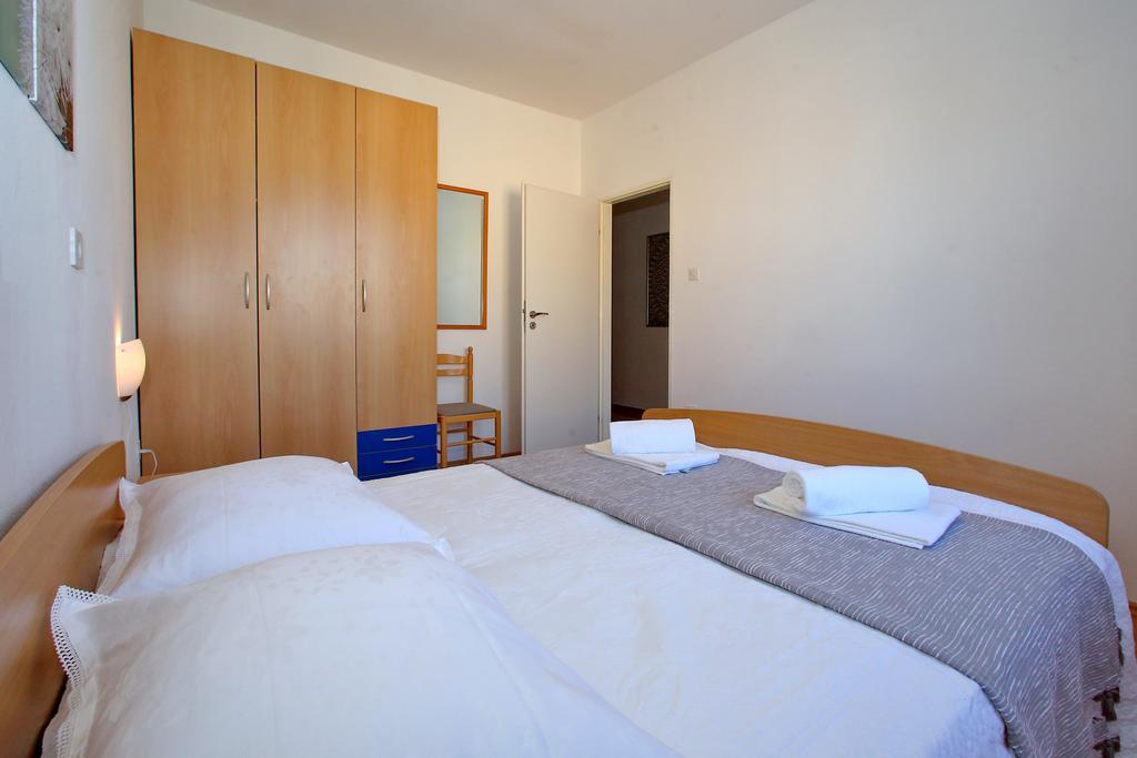 Apartmani Nana Mija 파그 외부 사진