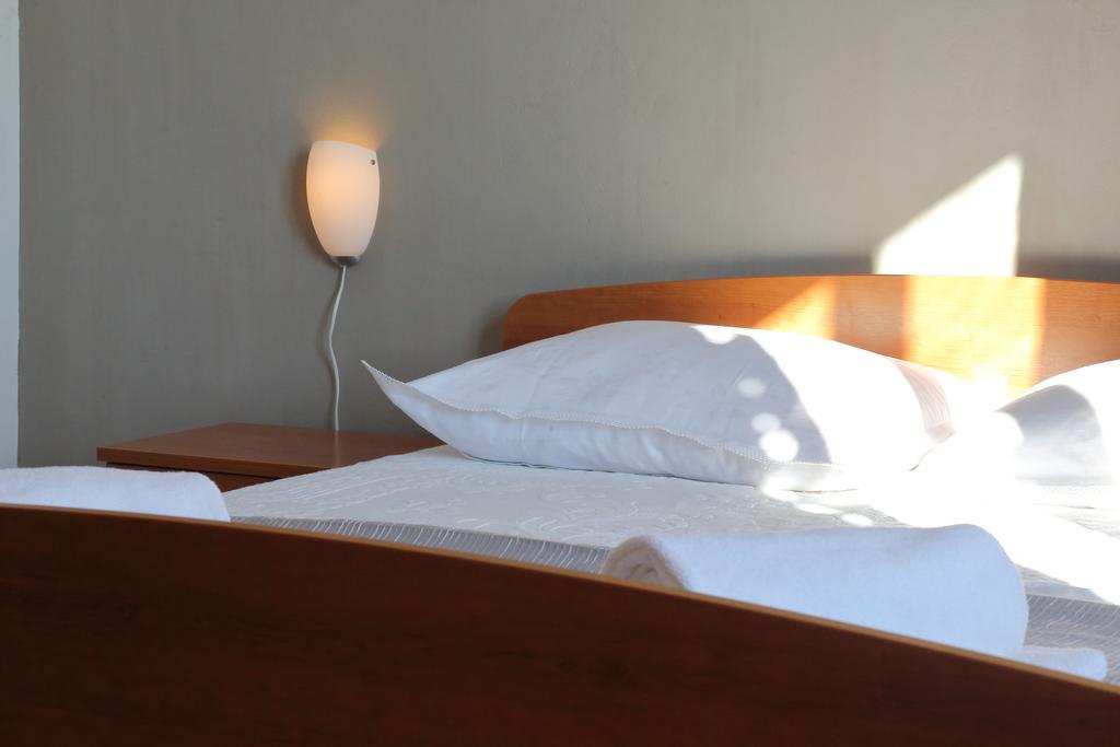 Apartmani Nana Mija 파그 외부 사진